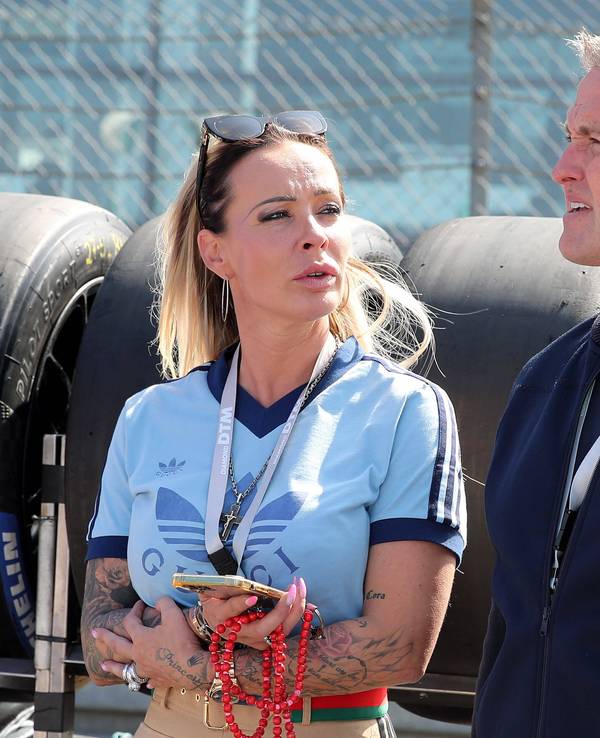 Cora und Ralf Schumacher bei einem Rennen der DTM von Sohn David. Beide haben sich in den vergangenen Wochen öffentlich immer wieder gezofft.