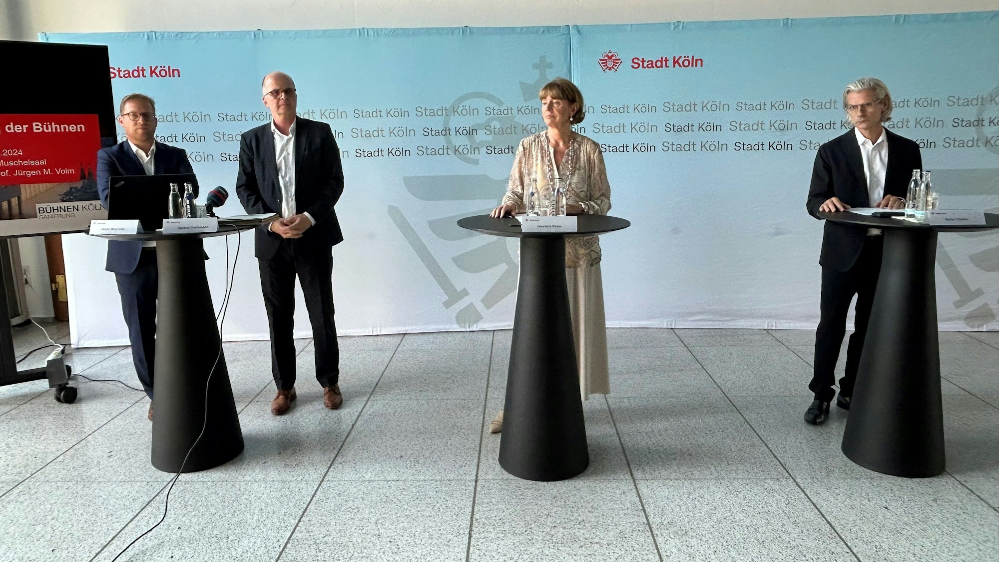 Pressekonferenz der Stadt im Rathaus.