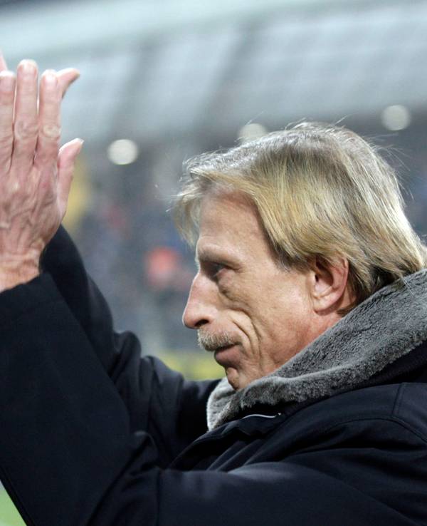Christoph Daum in Aktion als Trainer.