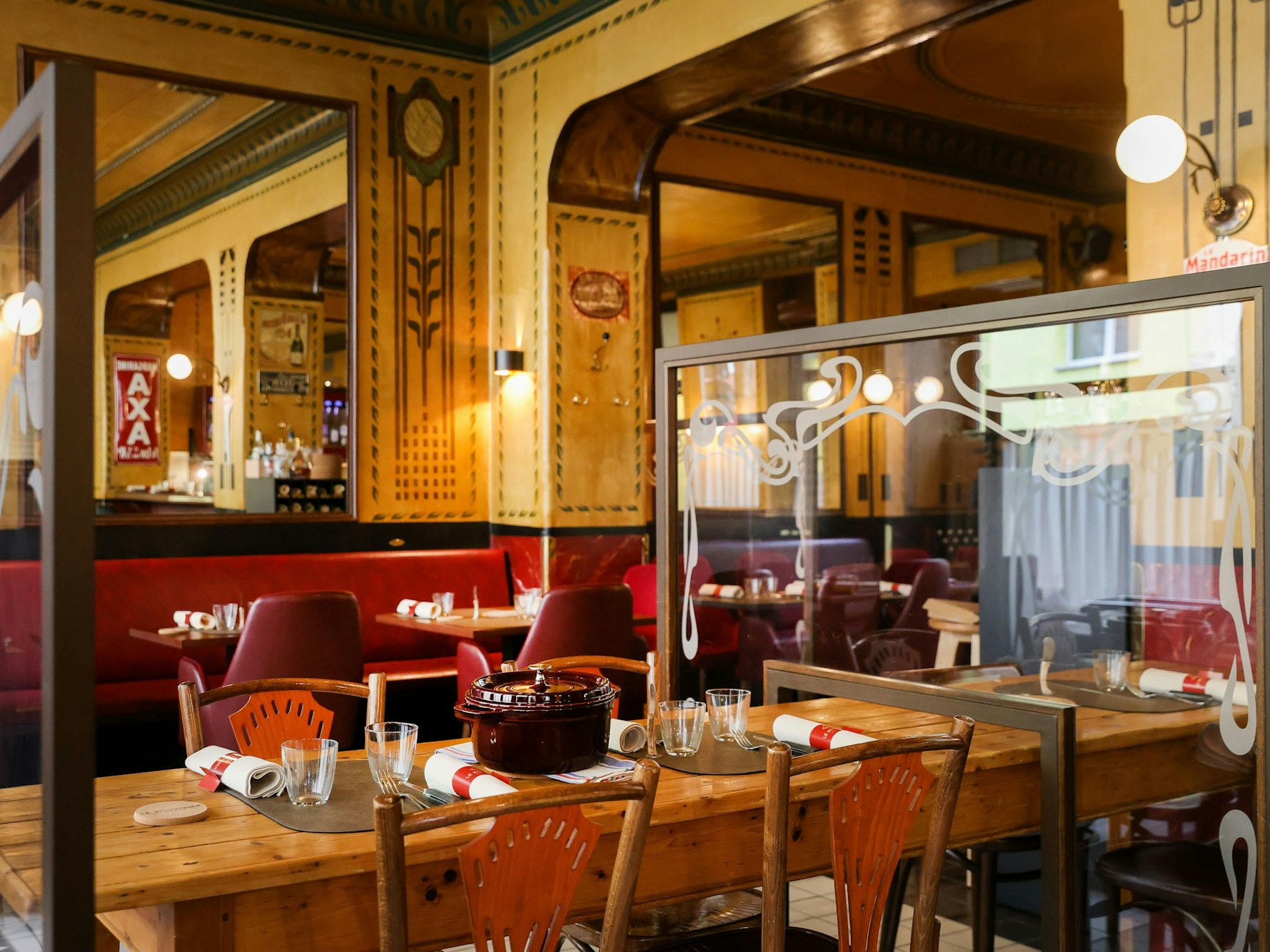 Blick in das Le Moissonnier Bistro in Köln.