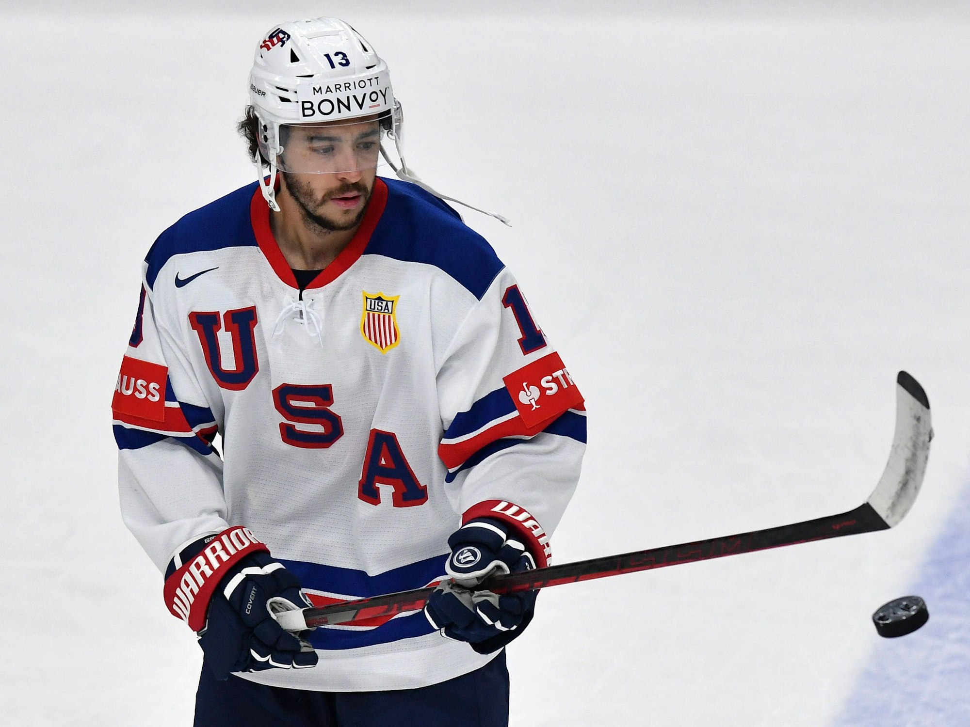 NHL-Profi Johnny Gaudreau, hier am 23. Mai bei der Eishockey-WM gegen Tschechien, ist am Donnerstag (29. August 2024) bei einem Unfall ums Leben gekommen.
