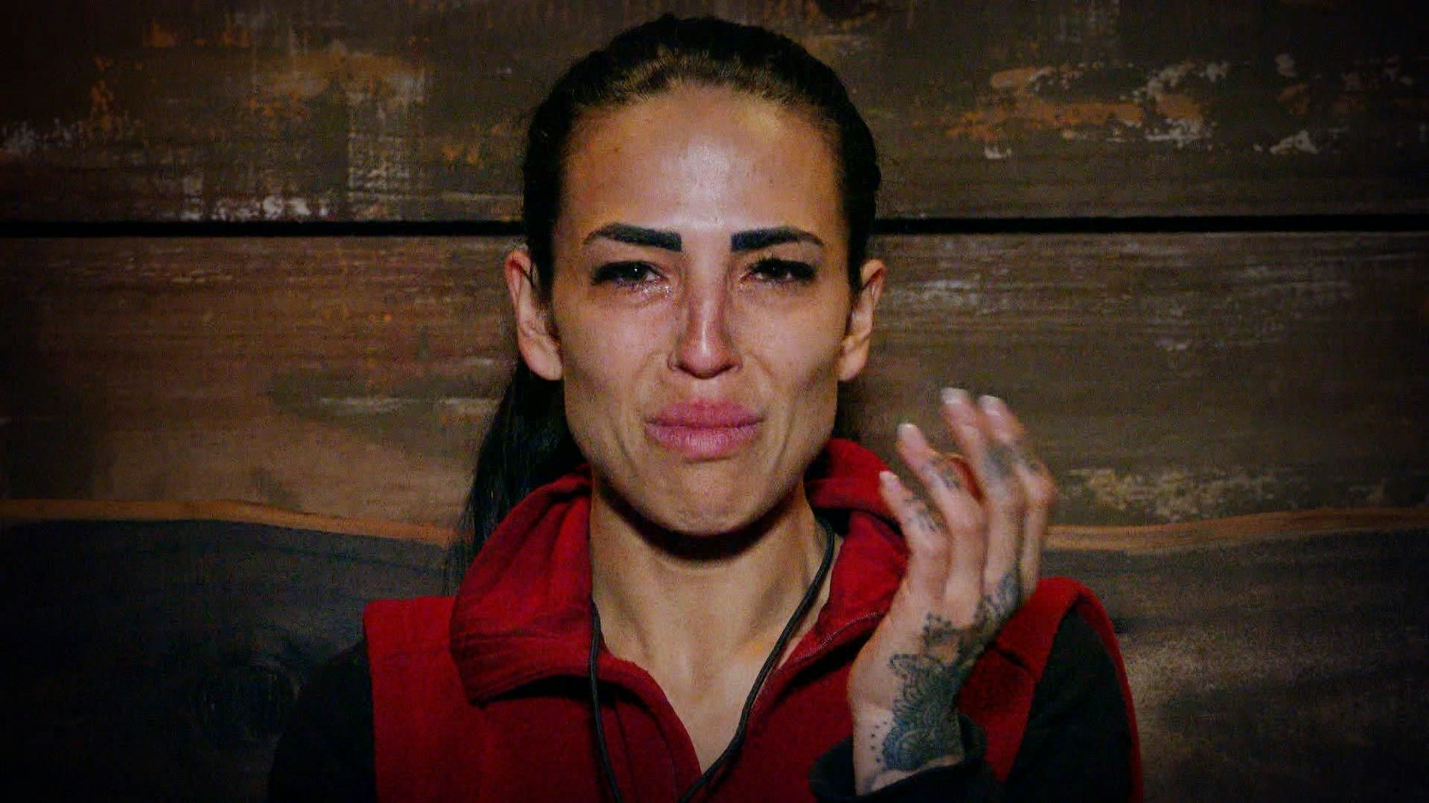 Elena Miras, hier auf einem Foto im Sommer-Dschungelcamp 2024.