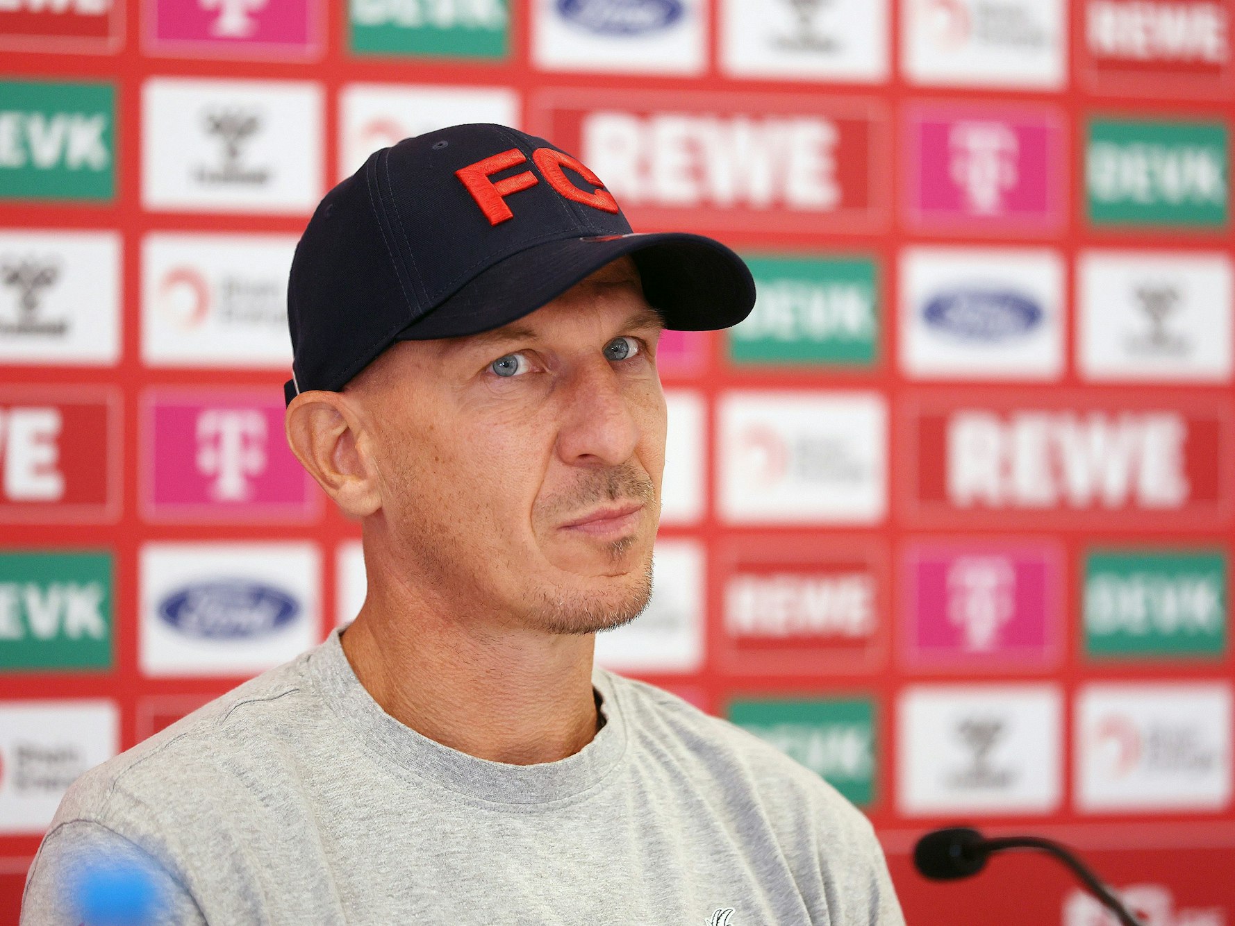 Gerhard Struber auf der Pressekonferenz vor dem Heimspiel gegen Eintracht Braunschweig.
