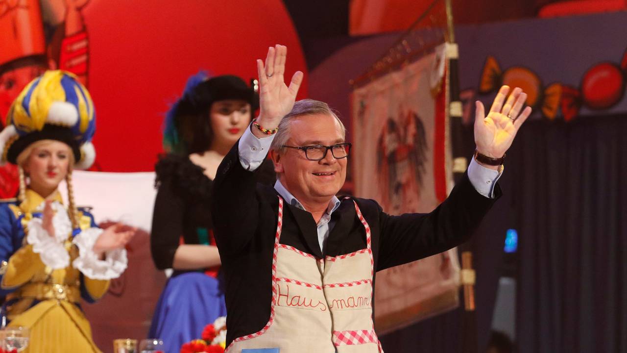 Jürgen Beckers beim Karnevals-Auftritt in der Bütt.