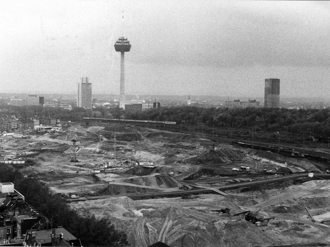 Eine Großbaustelle in Köln. Hier entstand der Mediapark.