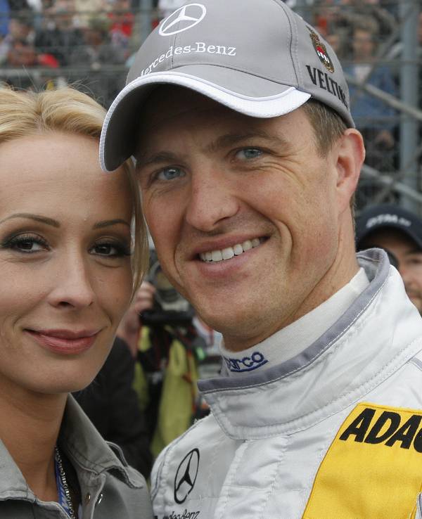 Ralf Schumacher und seine damalige Frau Cora 2008 auf dem EuroSpeedway Lausitz.
