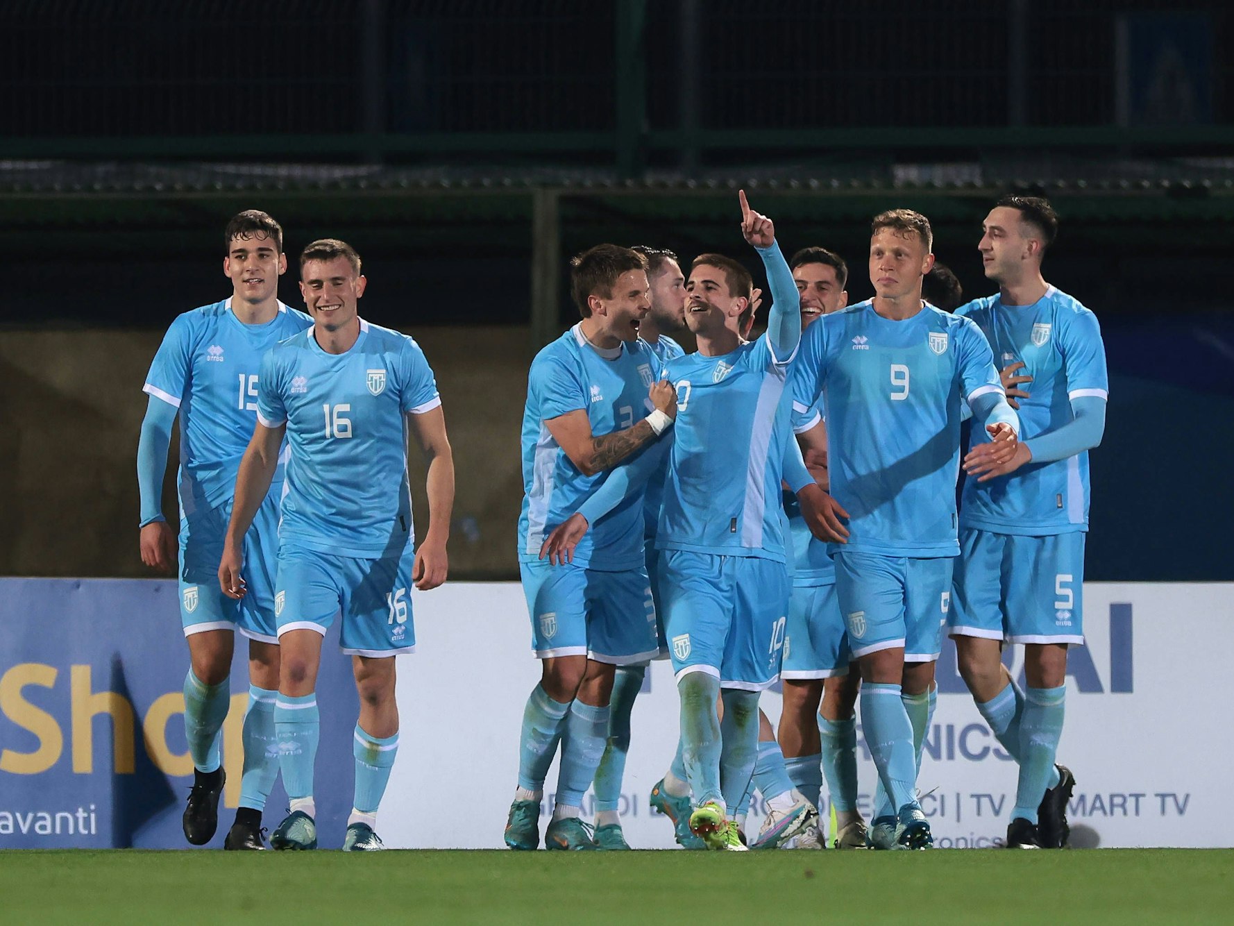 Die Mannschaft von San Marino jubelt.