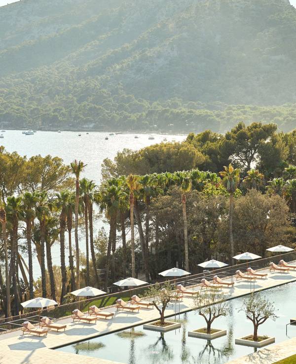 Das neue „Fours Season Formentor“ hat auf Mallorca geöffnet und gilt als luxuriösestes Hotel Spaniens.