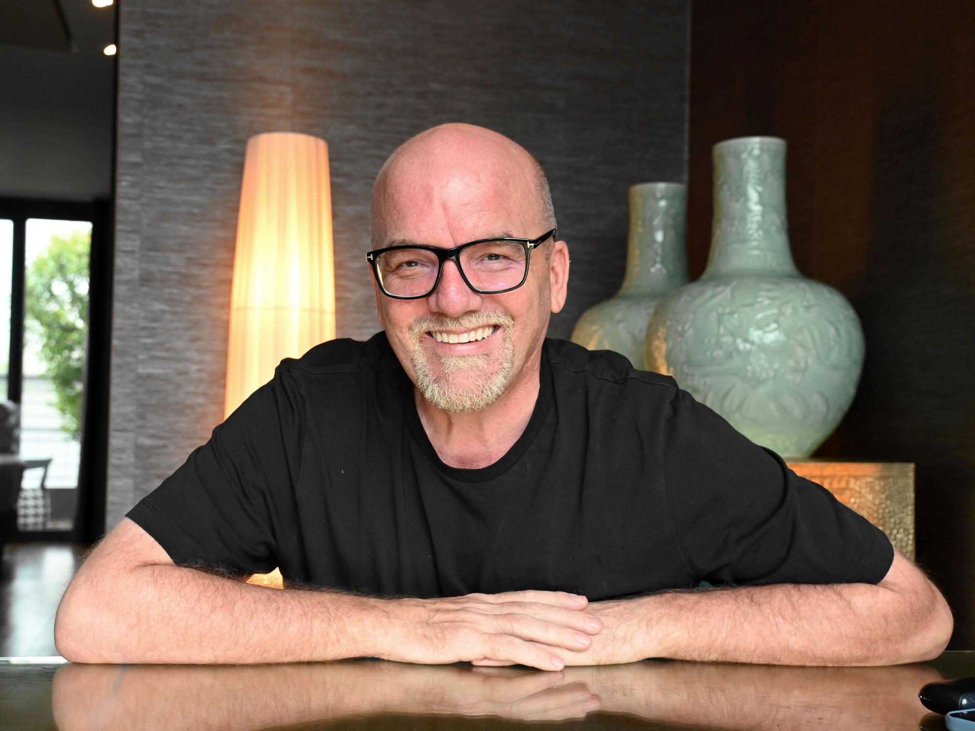 Interview mit DJ Ötzi im Savoy Hotel.