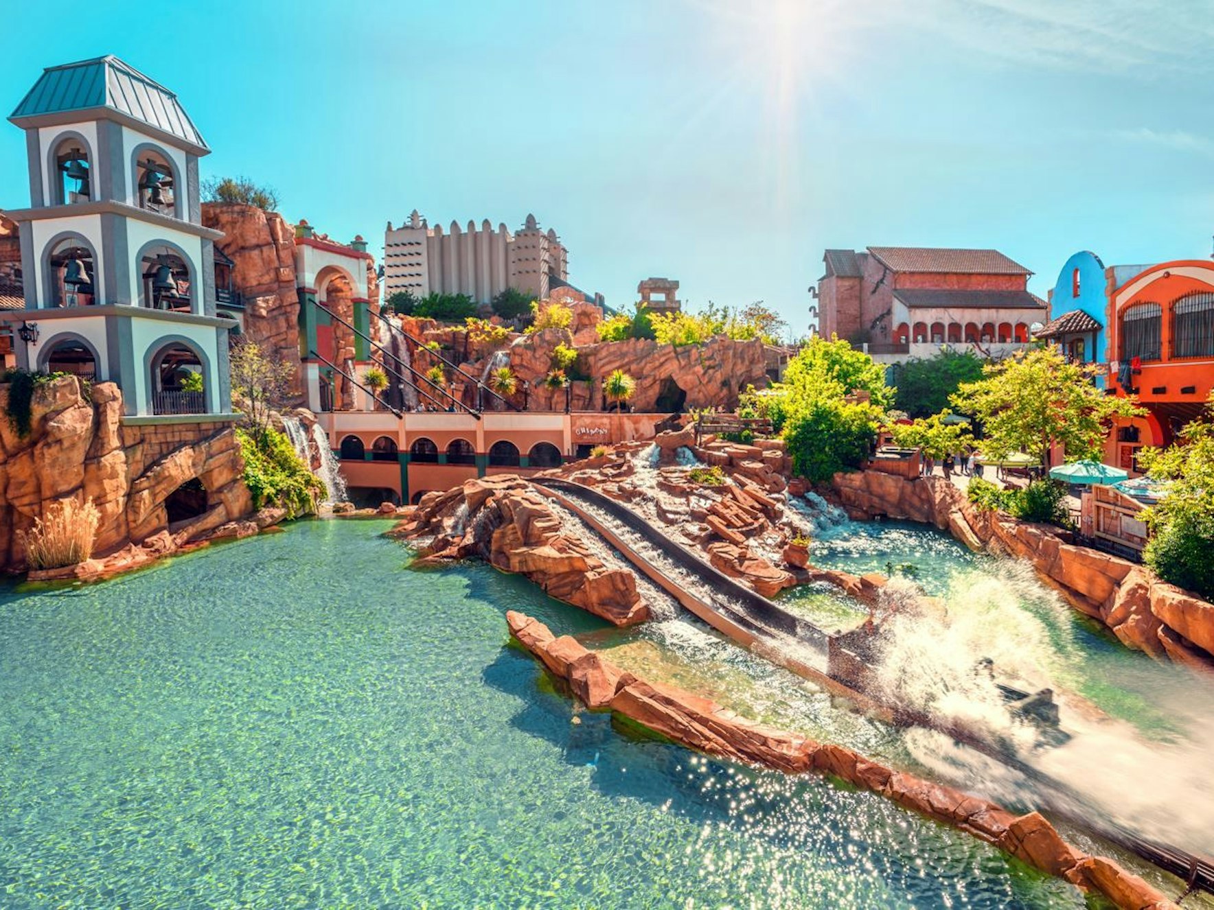 Blick auf die Wasserbahn Chiapas im Phantasialand.