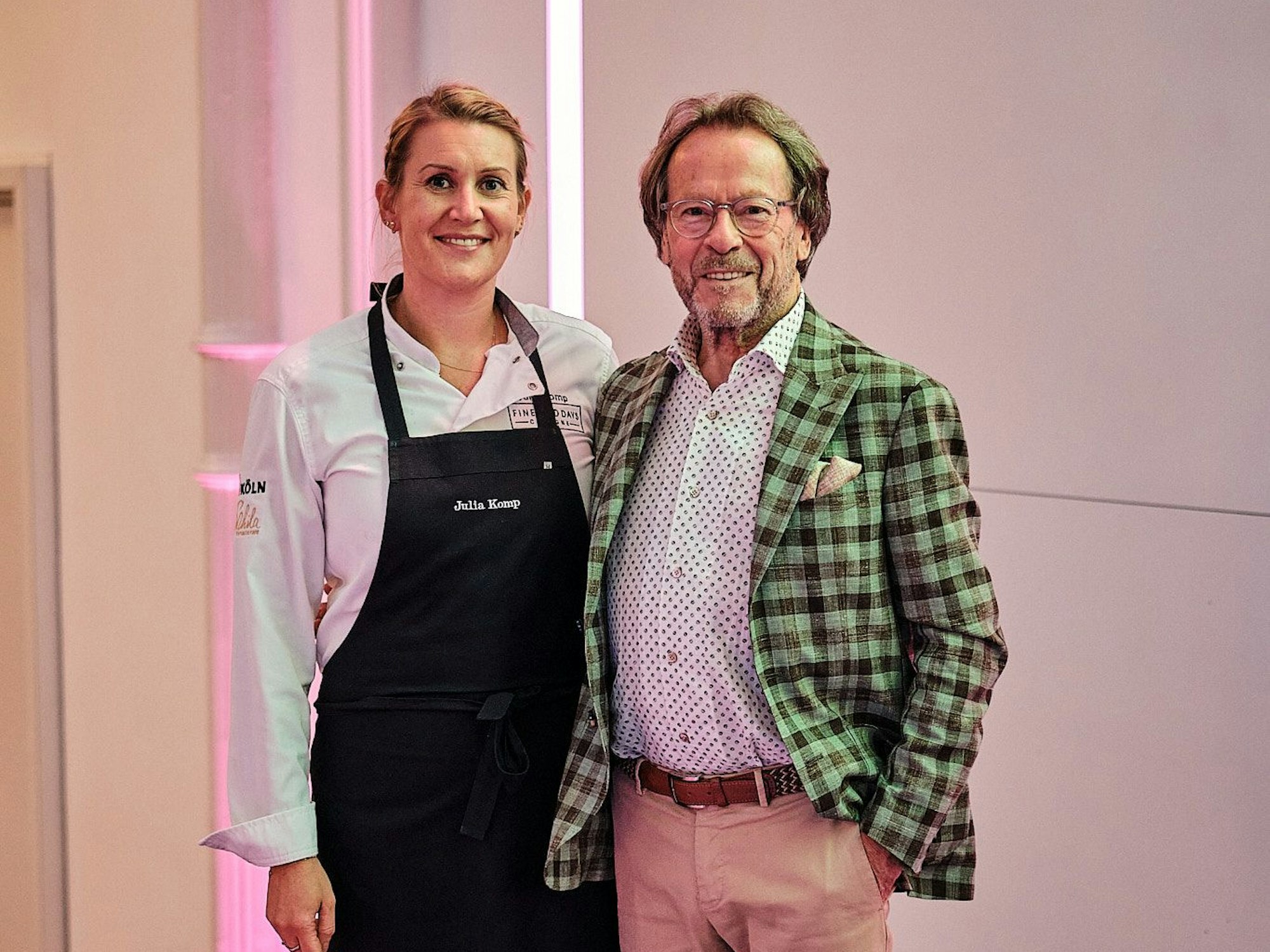 Julia Komp mit Dieter Müller.