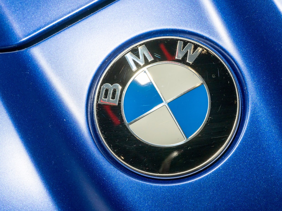 BMW senkt den Ausblick wegen Problemen bei zugelieferten Bremssystemen (Symbolbild).