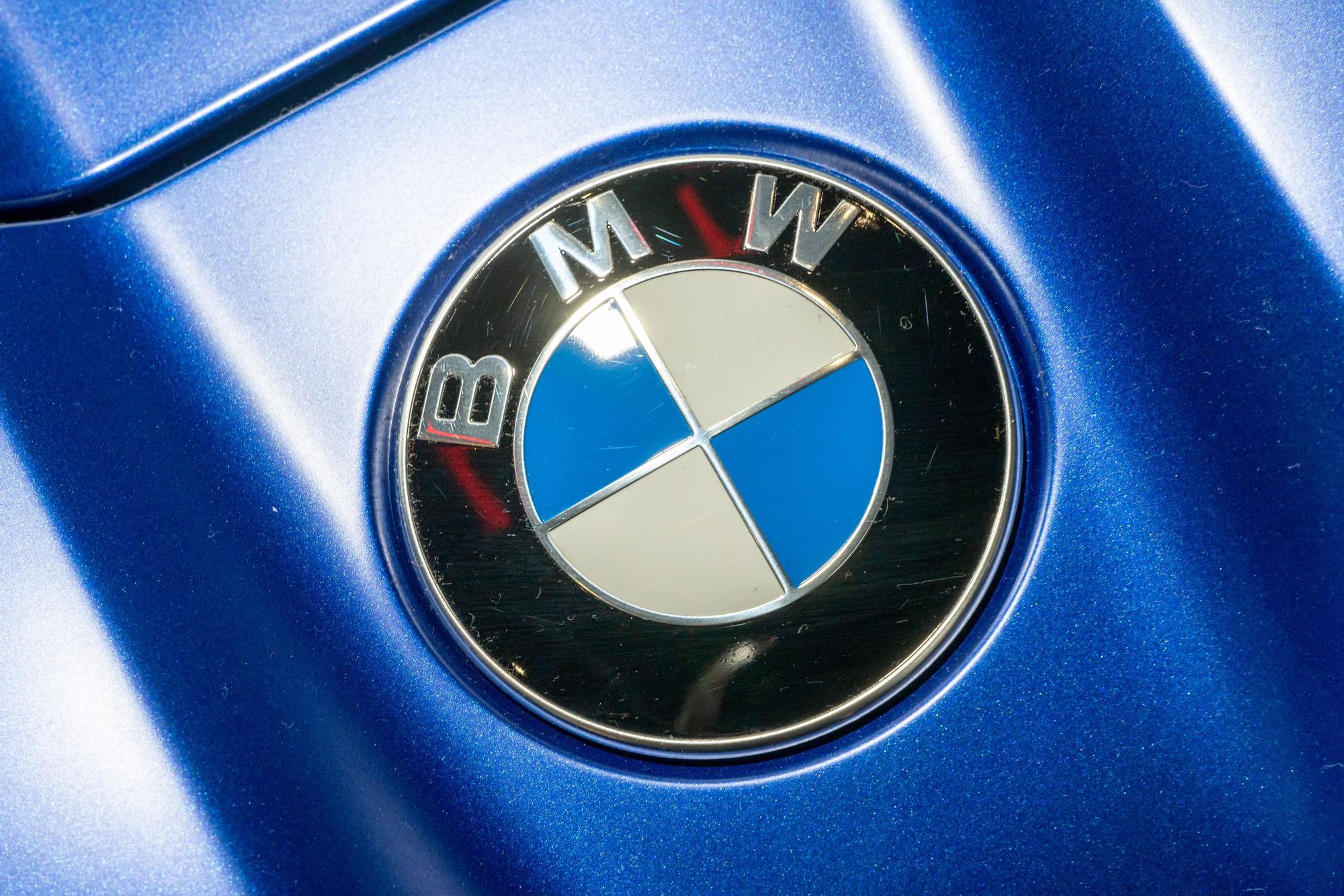 BMW senkt den Ausblick wegen Problemen bei zugelieferten Bremssystemen (Symbolbild).