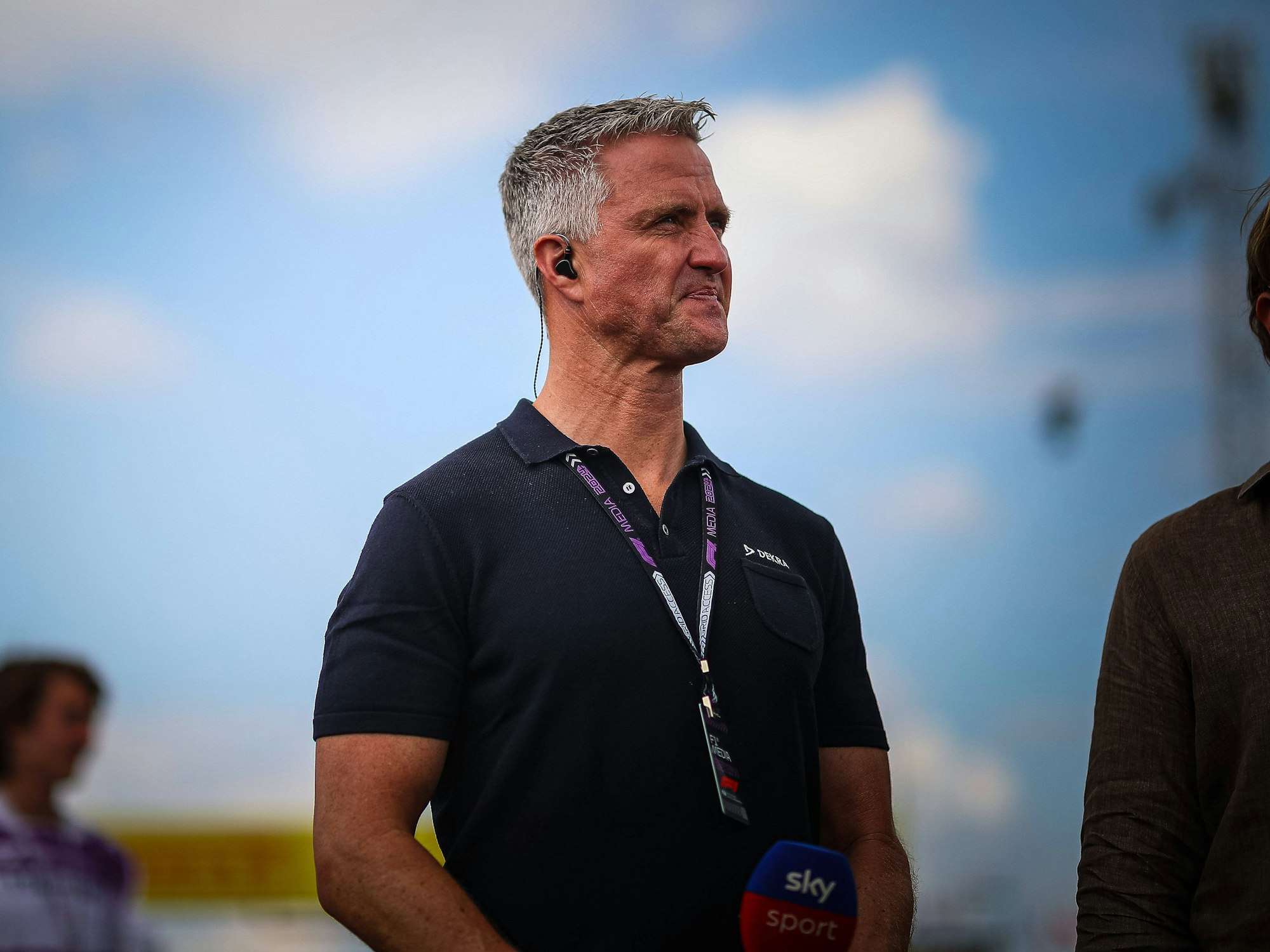 Ralf Schumacher als Sky-Experte auf der Rennstrecke.