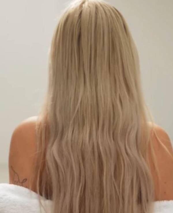 Schlagersängerin Marie Reim kündigt via Instagram den Verkauf von Kunst an. Diese erstellt sie mit Abdrücken ihres nackten Körpers.