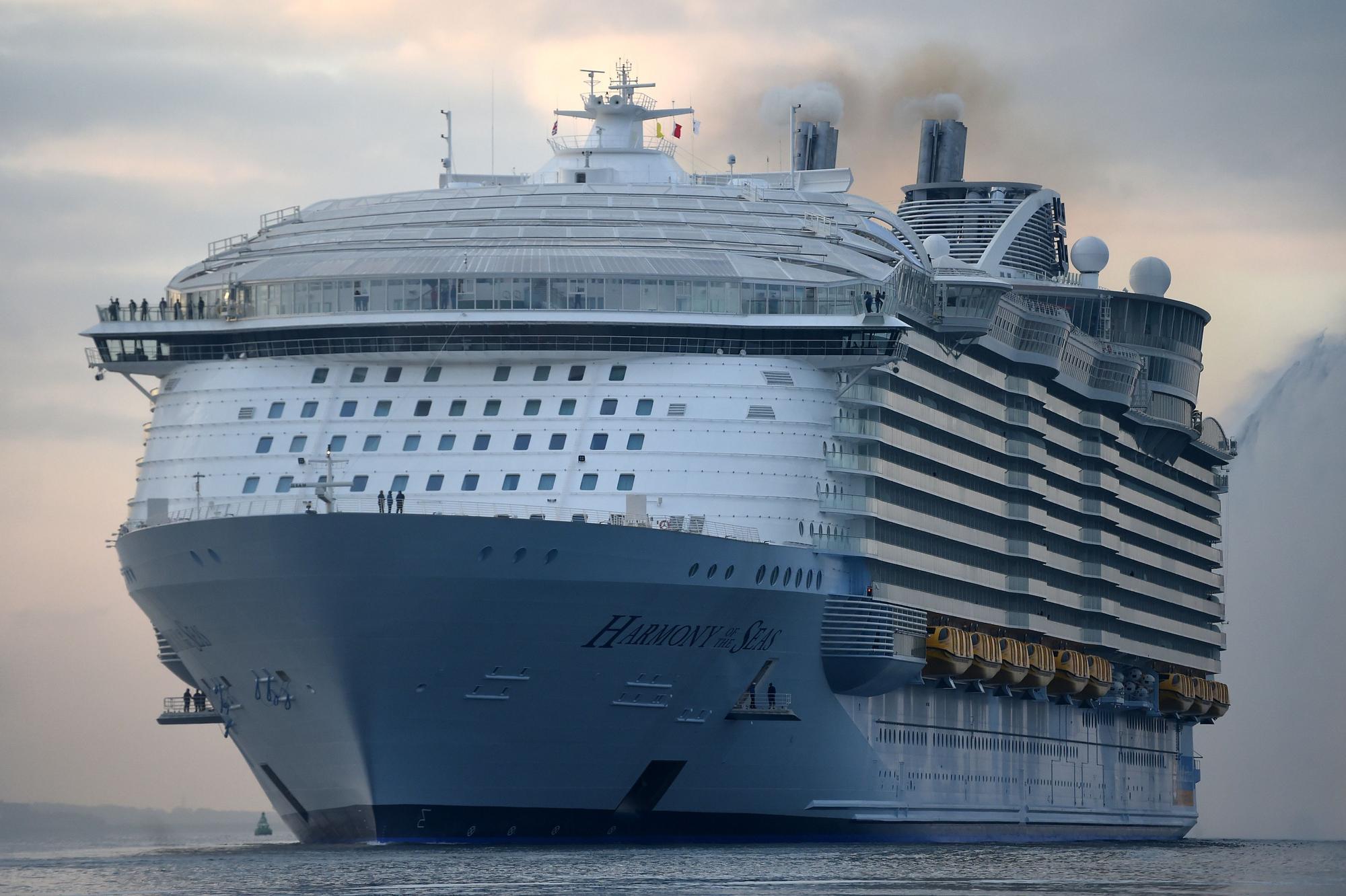 Das Kreuzfahrtschiff Harmony of the Seas der Reederei Royal Caribbean.