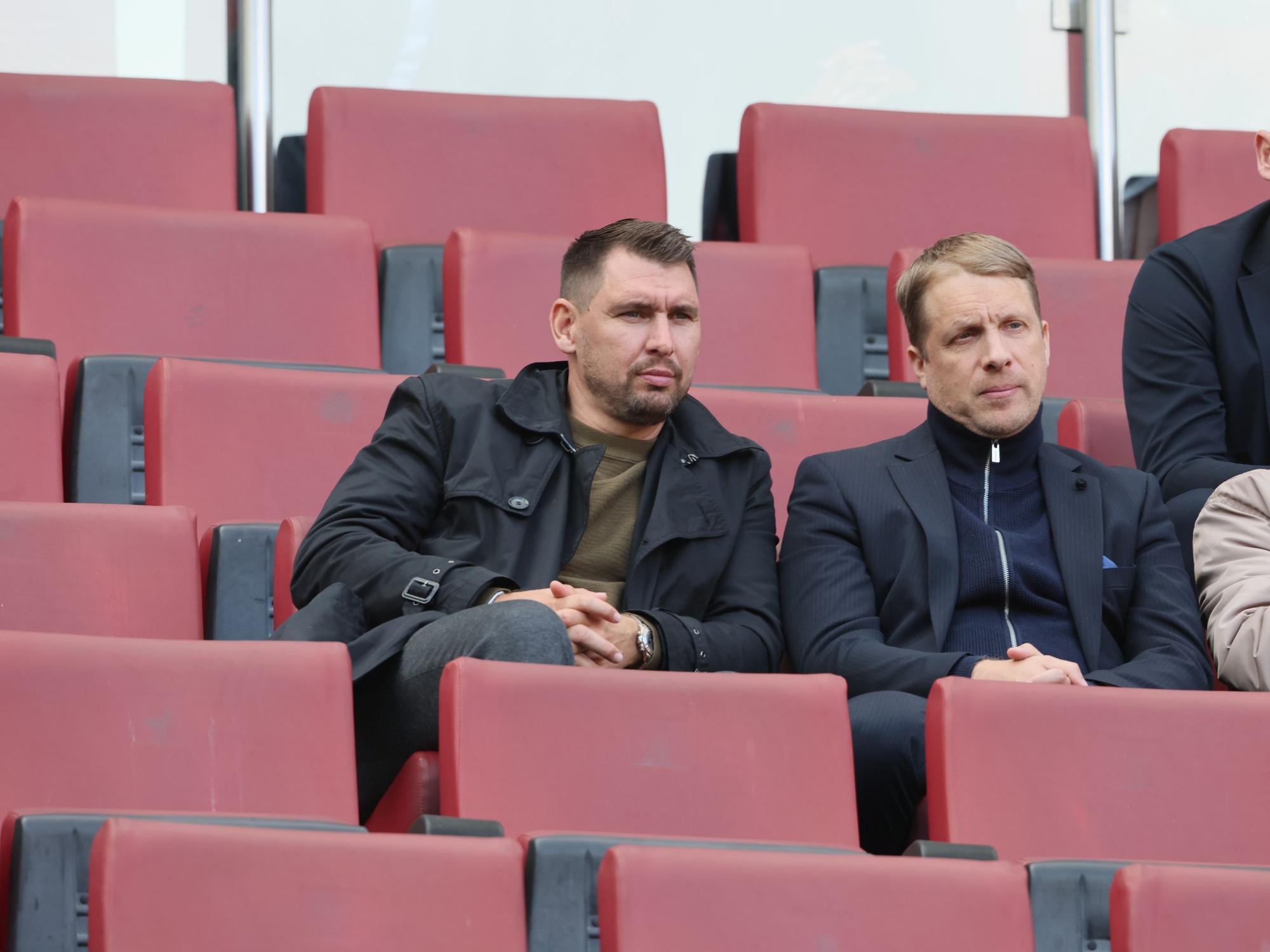 Patrick Helmes und Oliver Pocher bei der Daum-Trauerfeier.