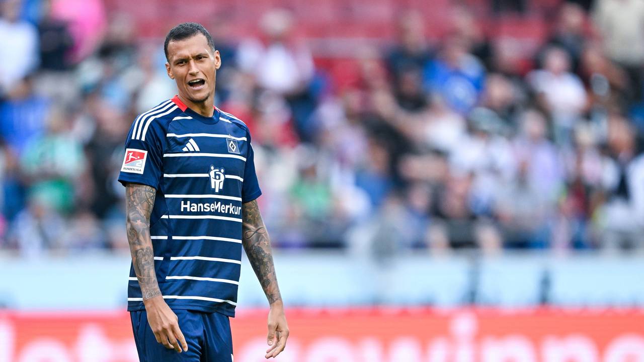 Davie Selke beim Spiel der 2. Bundesliga zwischen Hannover 96 und dem Hamburger SV.