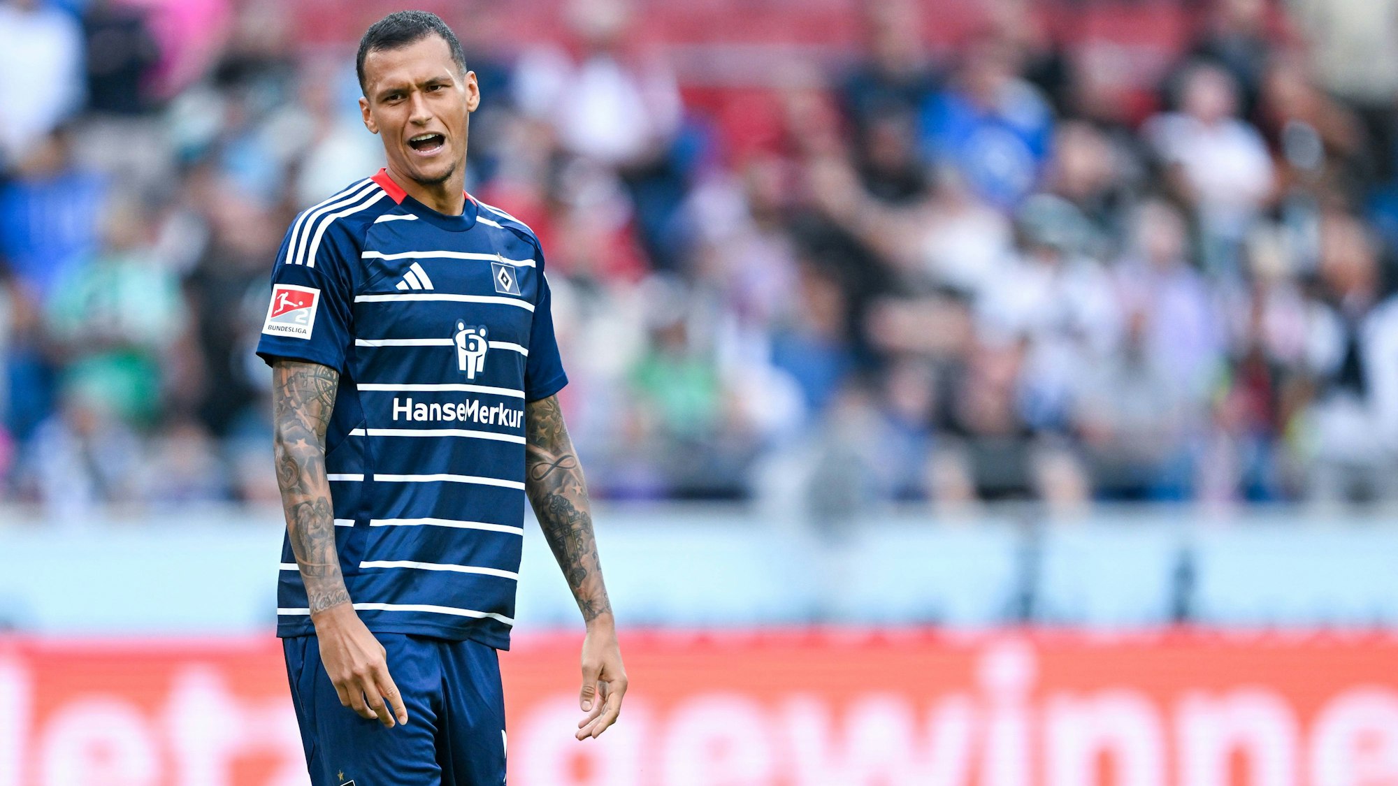 Davie Selke beim Spiel der 2. Bundesliga zwischen Hannover 96 und dem Hamburger SV.