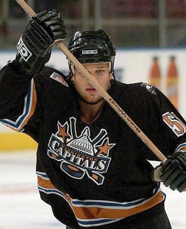 Stephen Peat, hier bei einem NHL-Spiel in der Saison 2001/2002, wurde nur 44 Jahre alt.