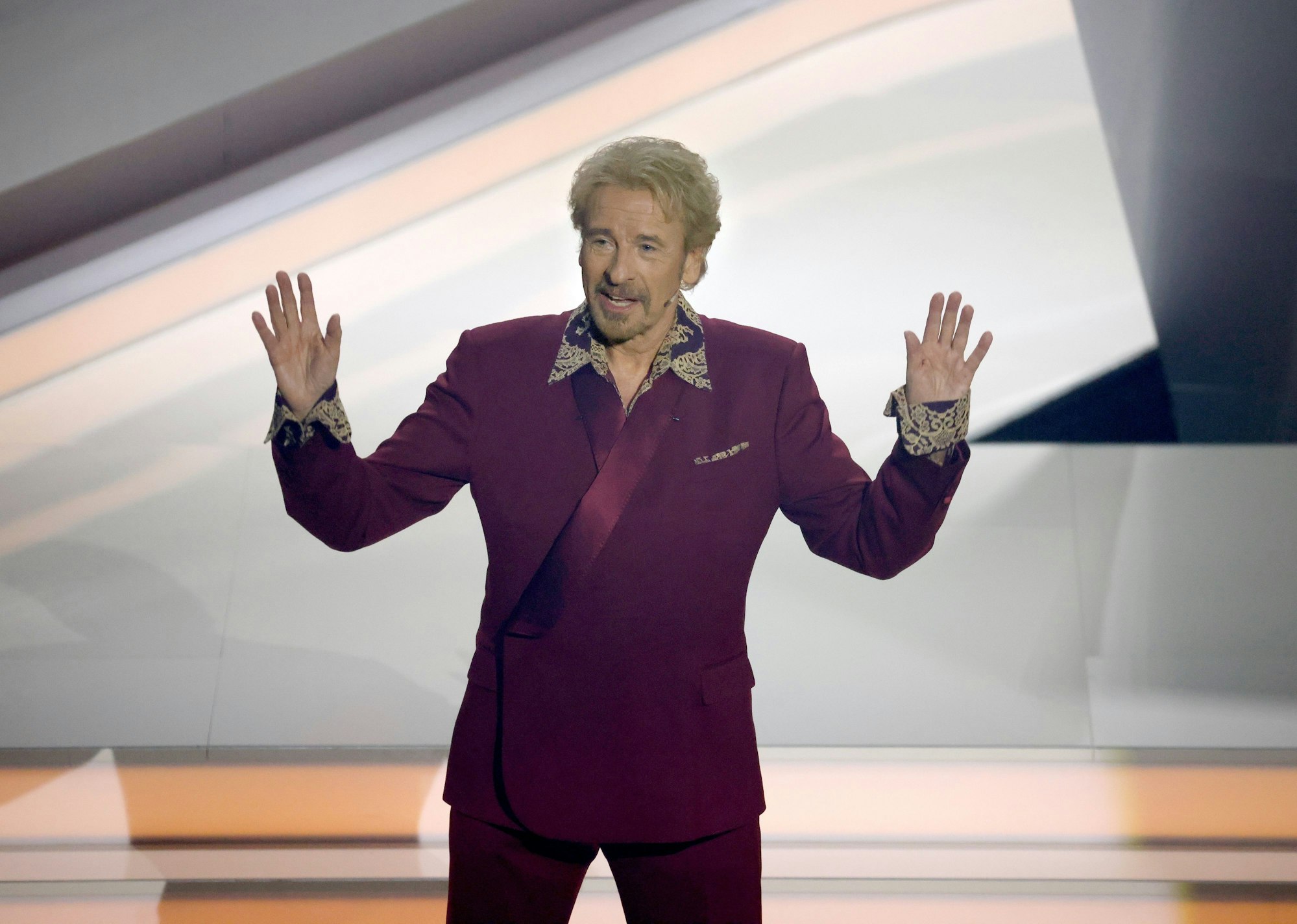 Moderator Thomas Gottschalk auf die Bühne