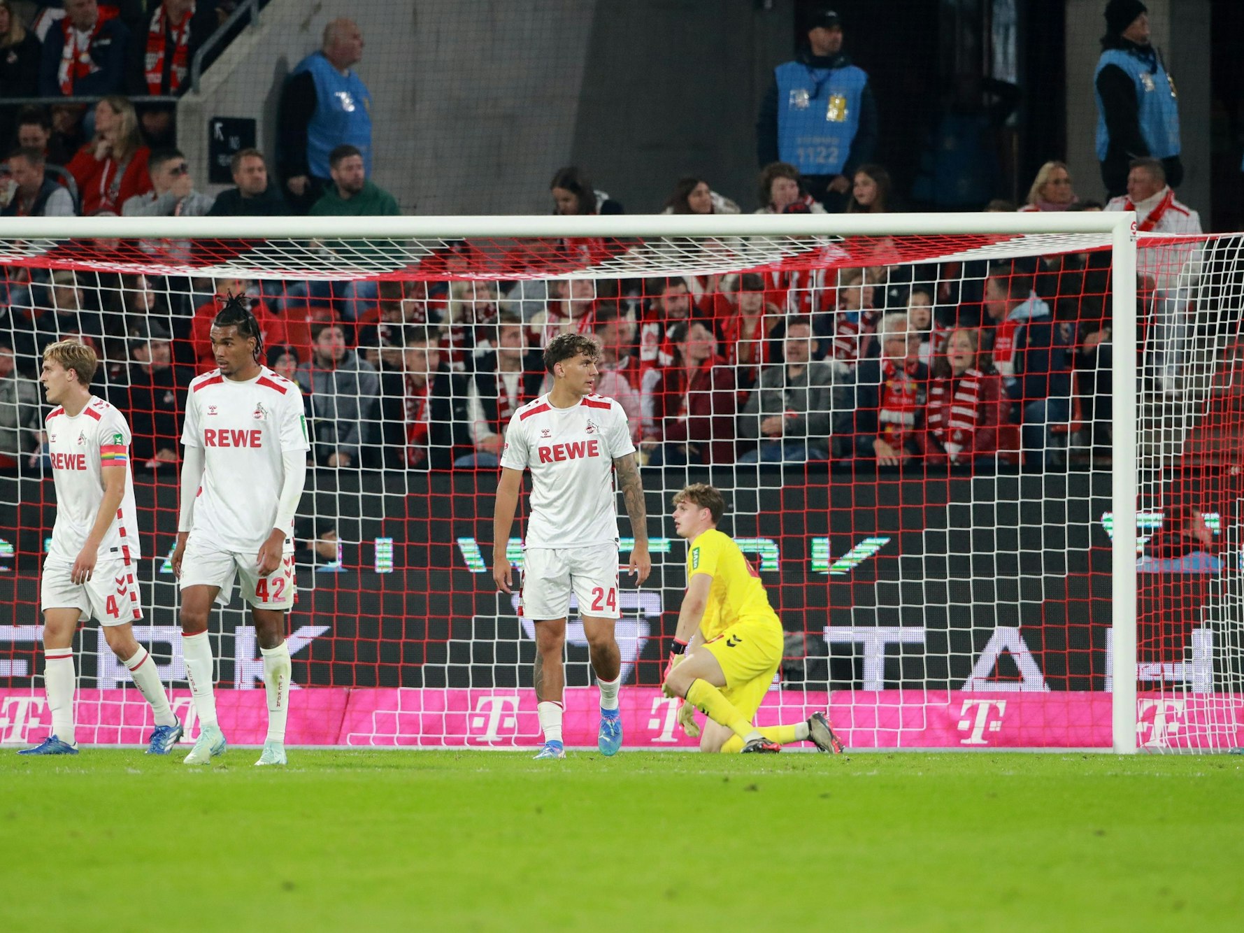 Der 1. FC Köln musste gegen Magdeburg die zweite Heim-Niederlage einstecken.