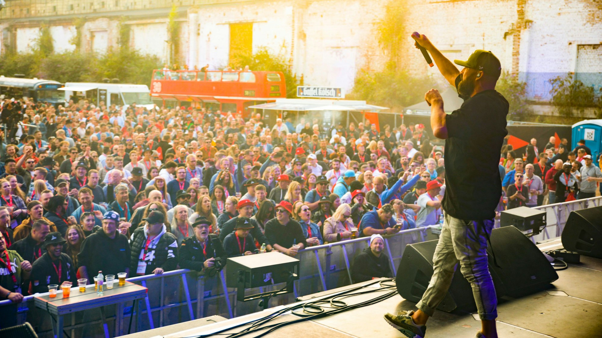 Auftritt von Gentleman beim Festival der Firma Deutz.