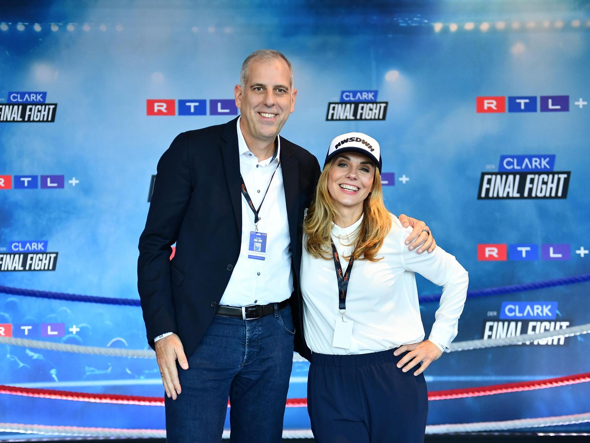 Inga Leschek (COO RTL) und Stephan Schmitter (CEO RTL) strahlen nach dem gelungenen TV-Comeback von Stefan Raab bei RTL.