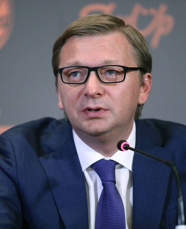 Serhii Palkin auf einer Pressekompferenz.