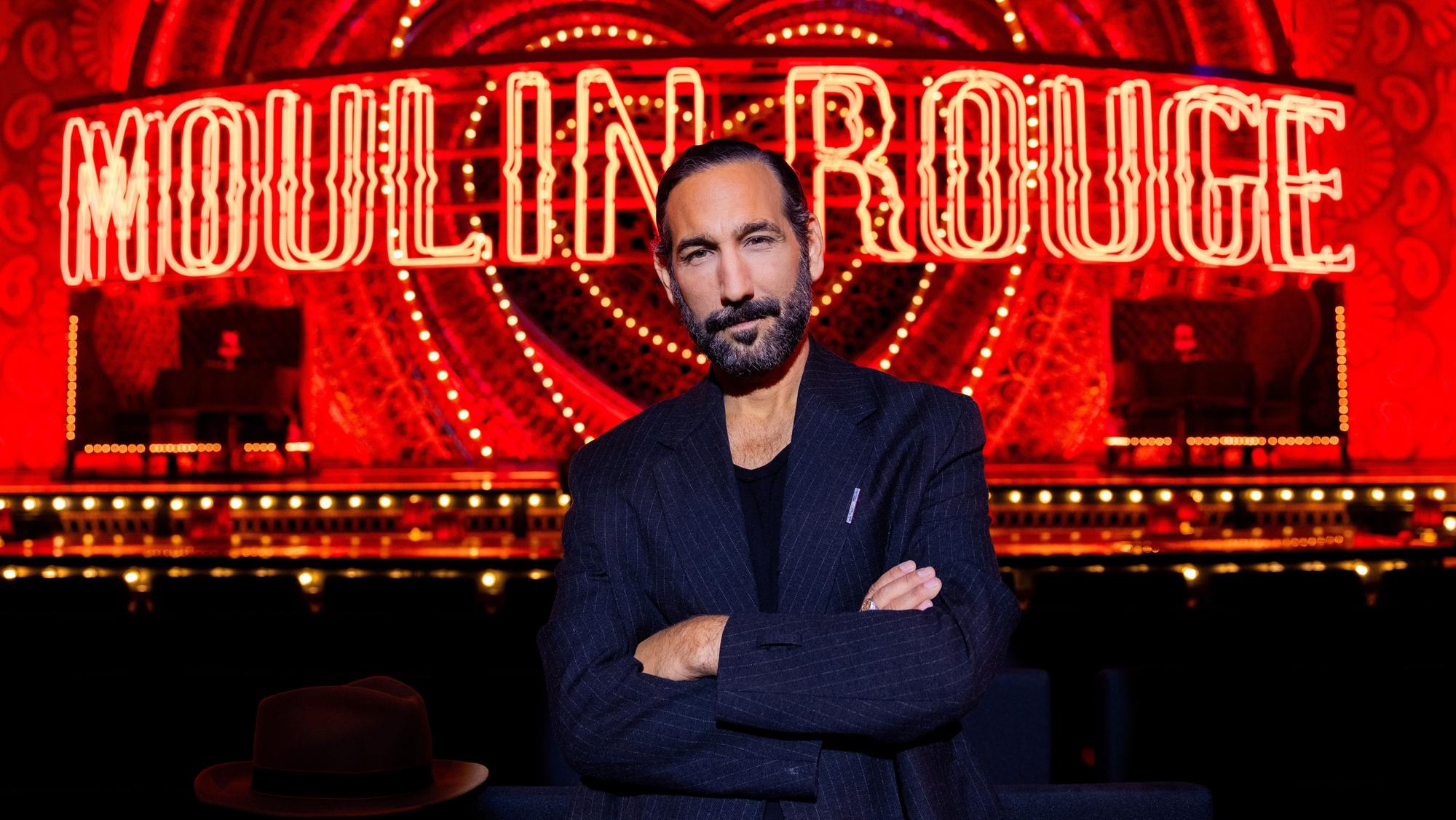 Massimo Sinató wird Darsteller bei „Moulin Rouge“.
