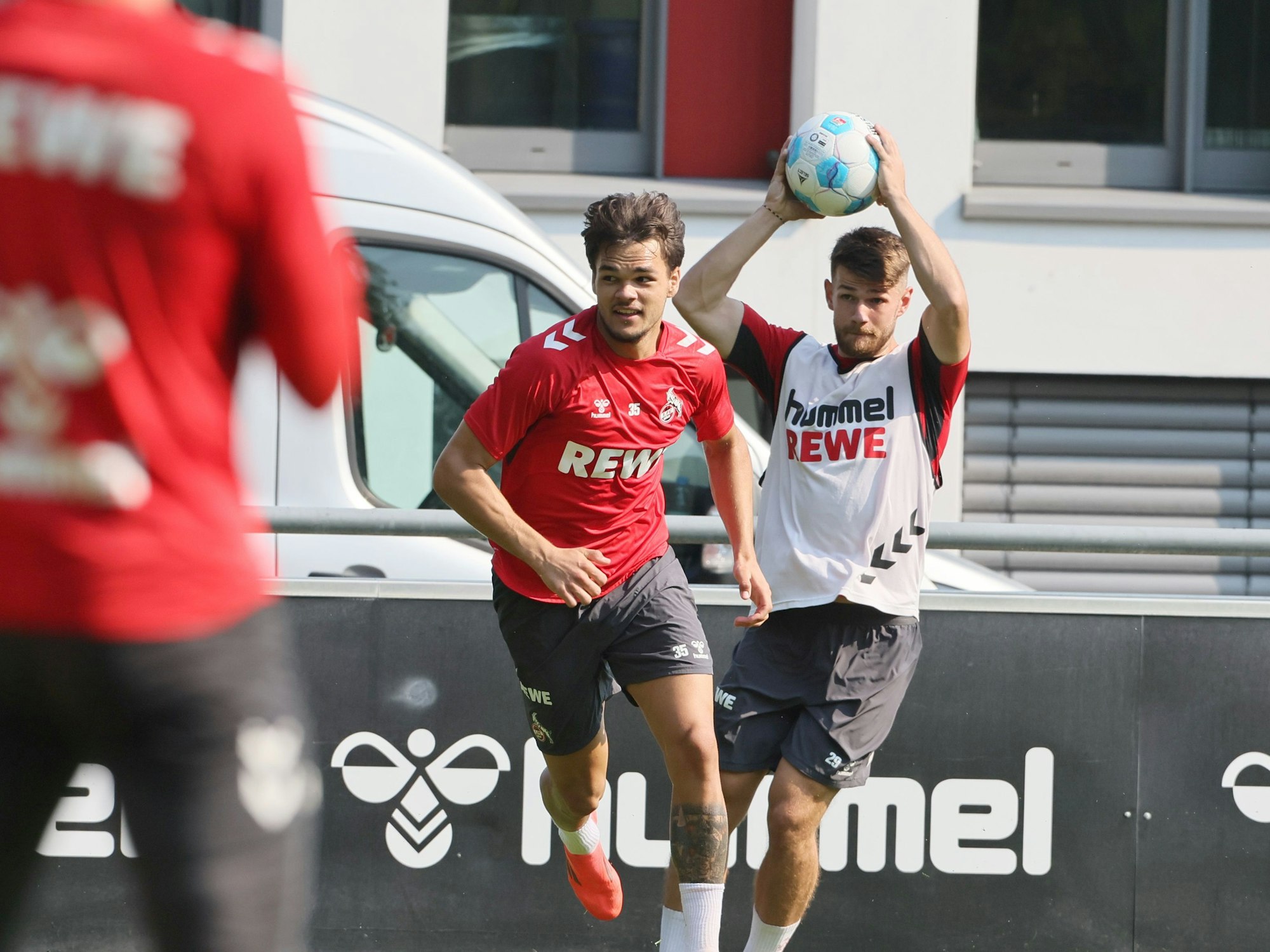 1. FC Köln, Training, von links: Max Finkgräfe und Jan Thielmann.