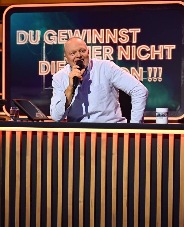 Mit der brandneuen Quiz- und Competition-Show #DGHNDMBSR hat Stefan Raab sein TV-Comeback auf RTL+ gefeiert.