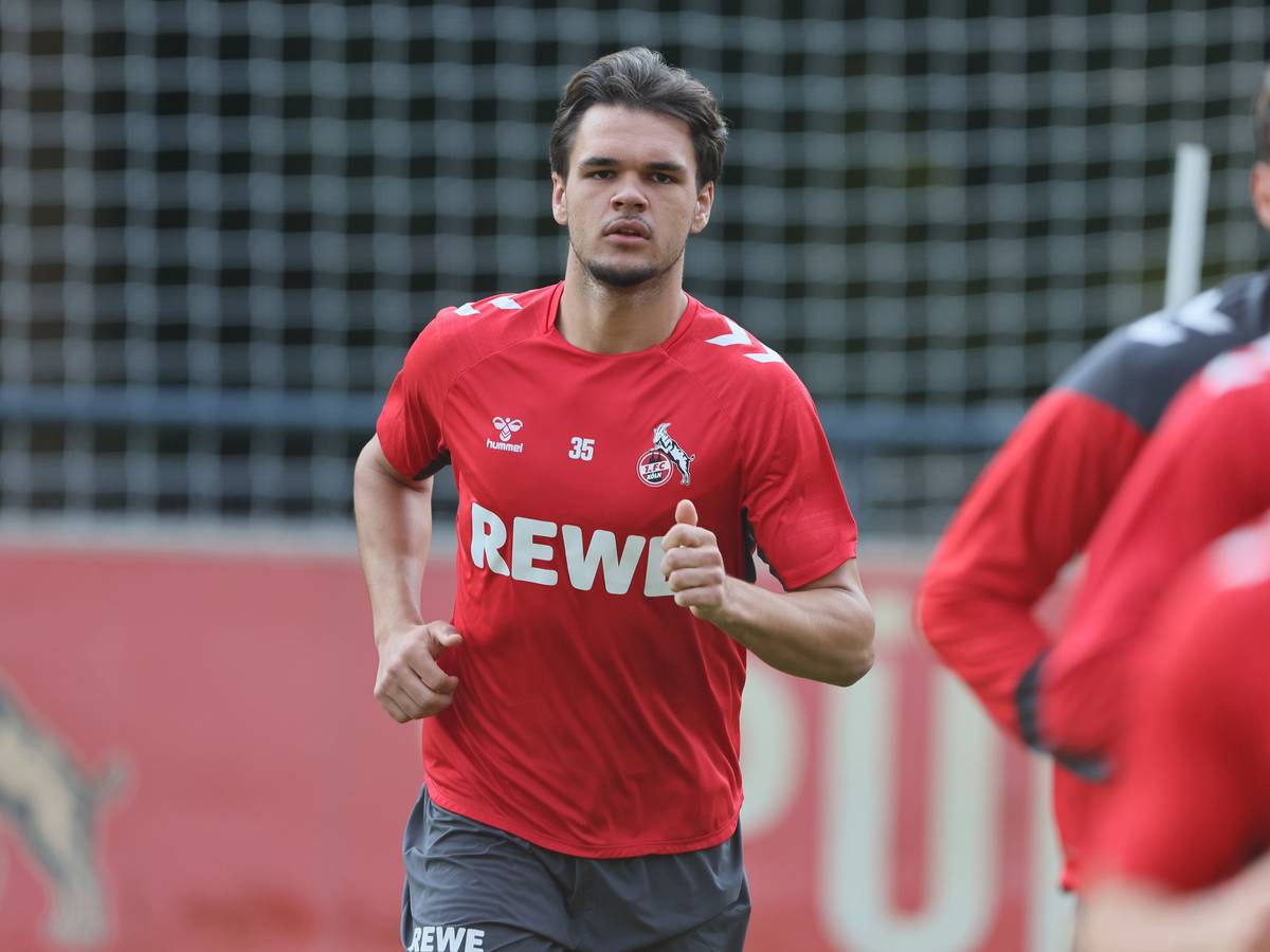 Max Finkgräfe im Training des 1. FC Köln.