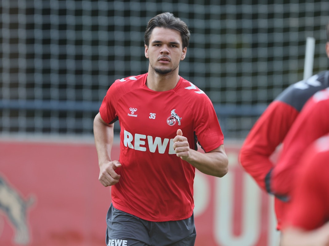 Max Finkgräfe im Training des 1. FC Köln.