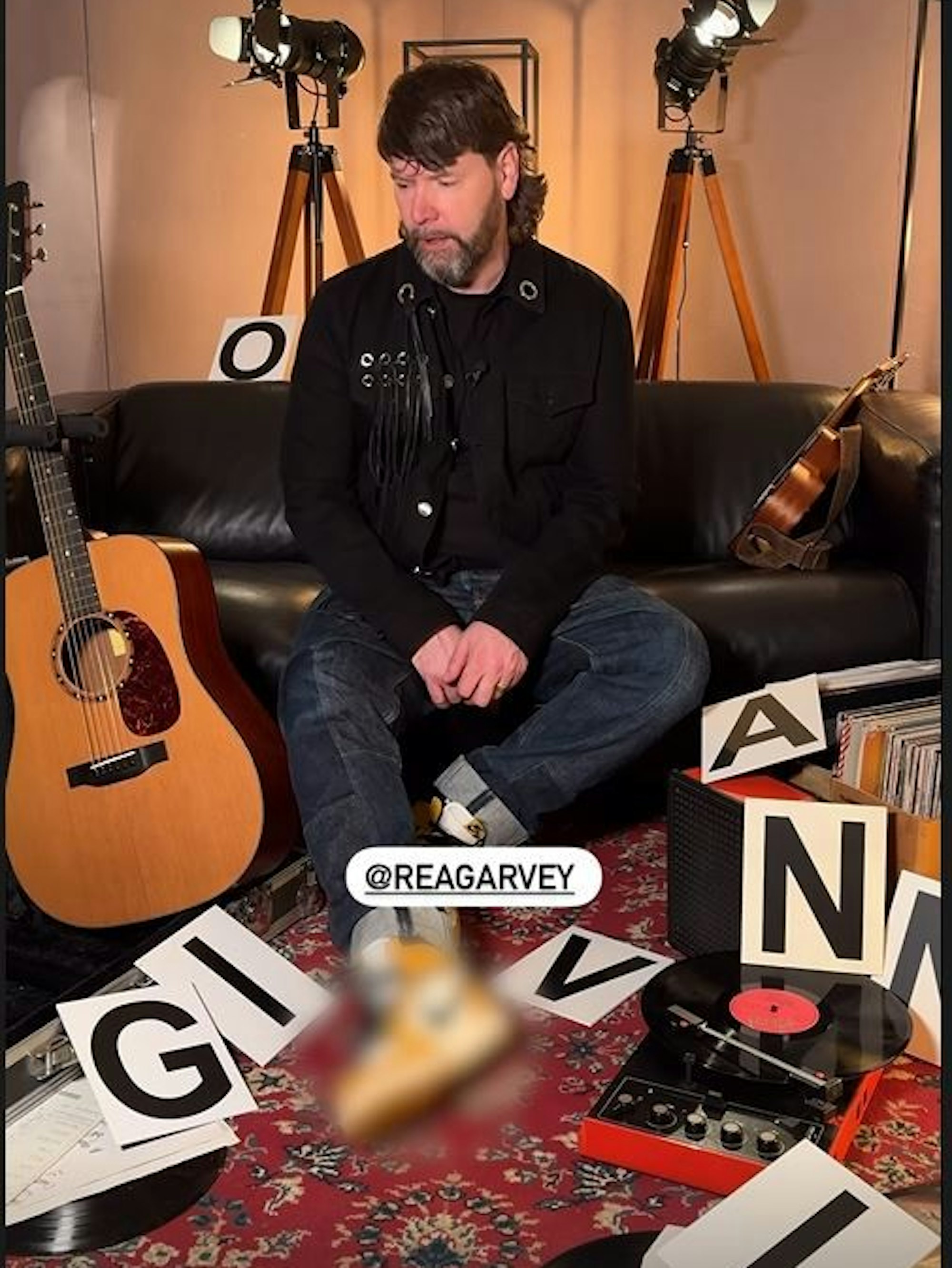 Der Shuh von Rea Garvey musste vom ZDF zensiert werden.