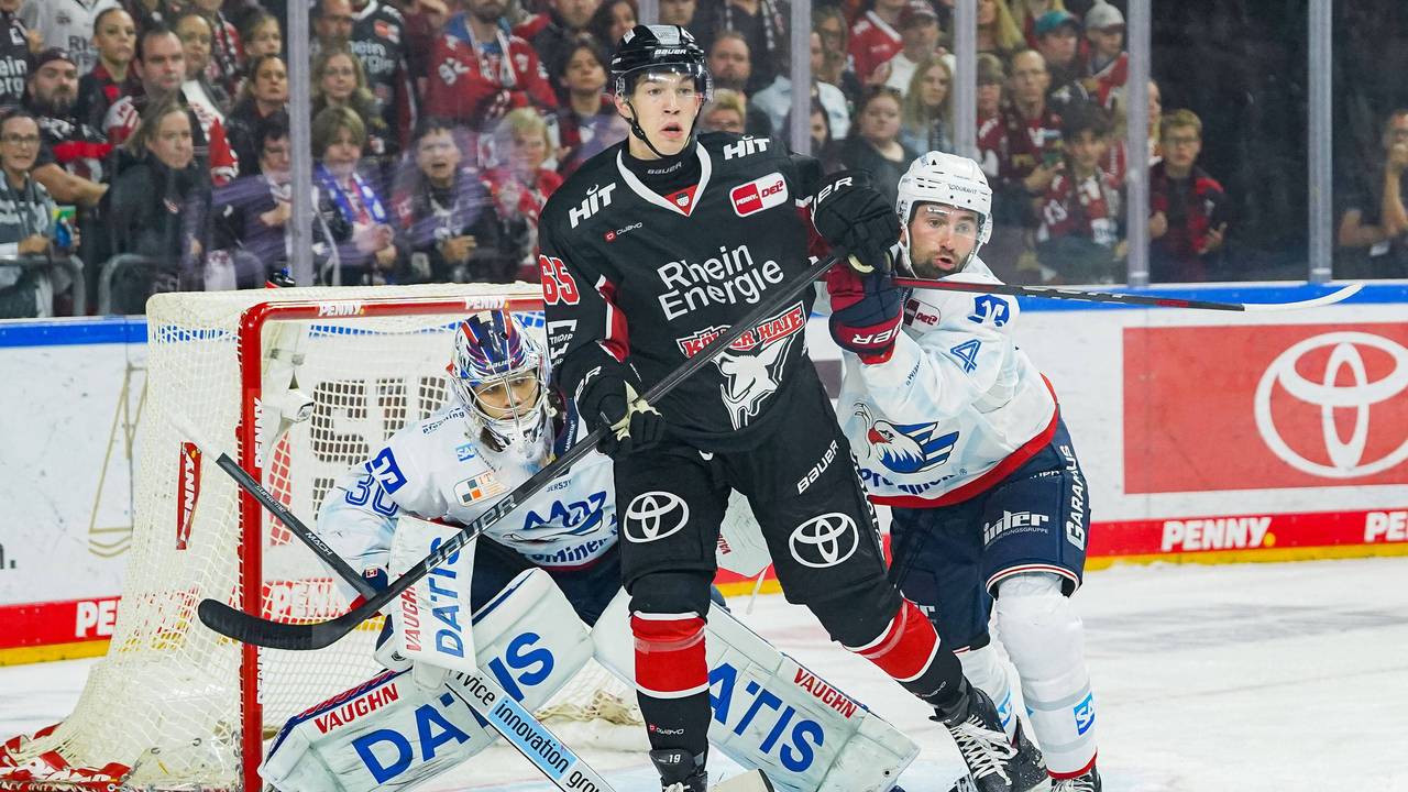 Marco Münzenberger und die Kölner Haie gewannen am Sonntag (22. September 2024) gegen die Adler Mannheim.