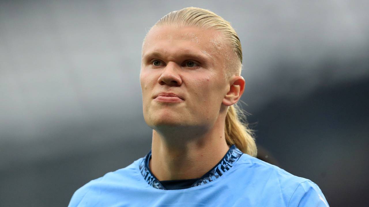 Erling Haaland schockiert die Fans am 22. September 2024 bei der Partie gegen den FC Arsenal mit seinem unsportlichen Verhalten.
