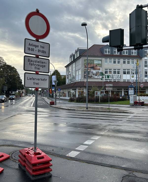 Sperrung der Luxemburger Straße in Hürth.