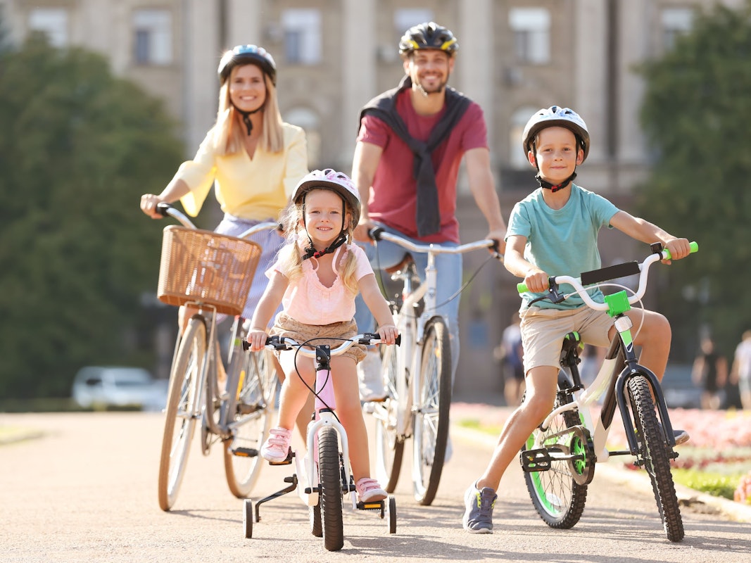 Fahrradtour einer Familie