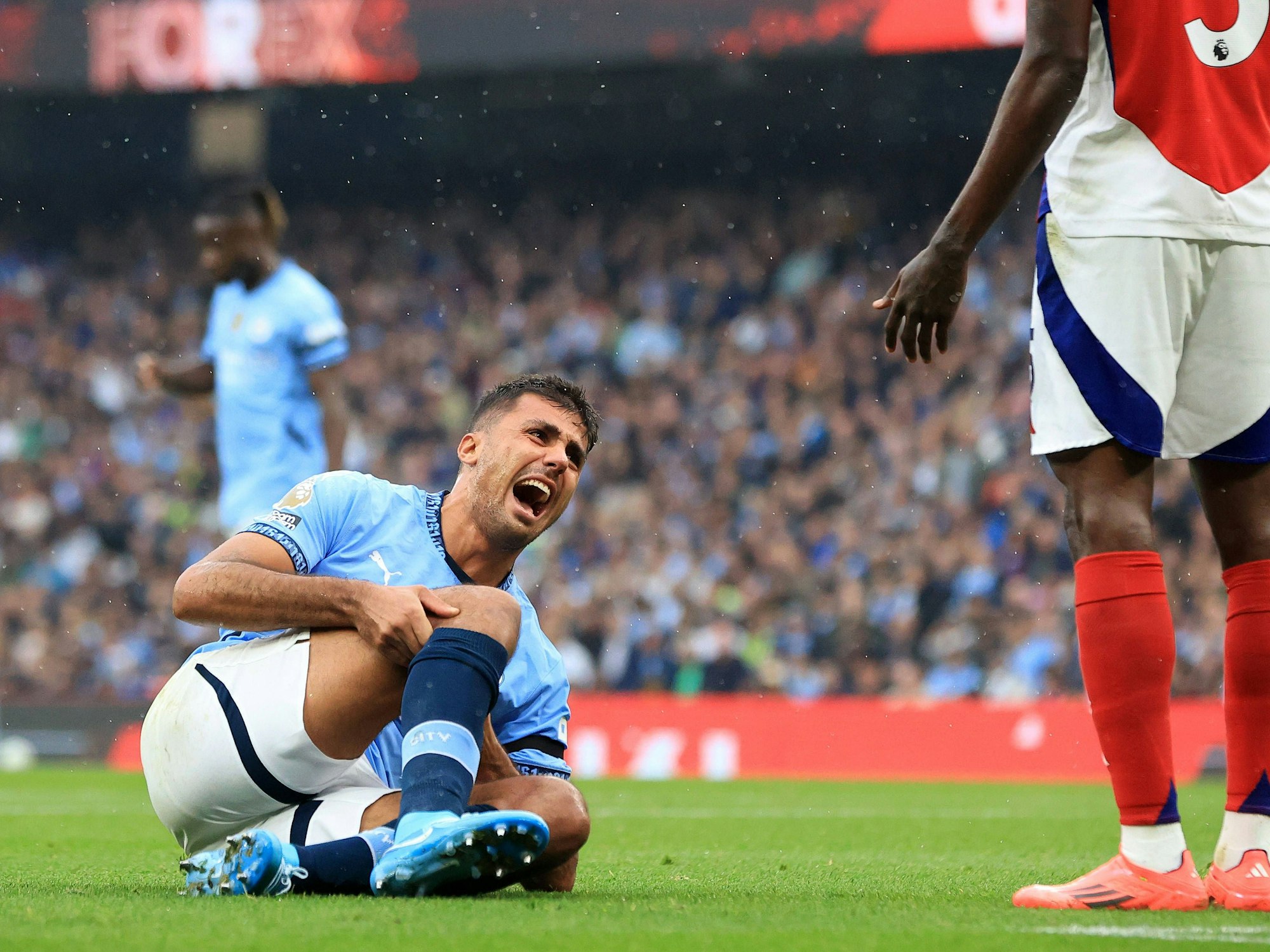 Horrorverletzung bei Rodri: Der Spanier hat sich beim Duell mit dem FC Arsenal am 22. September 2024 wahrscheinlich einen Kreuzbandriss zugezogen.