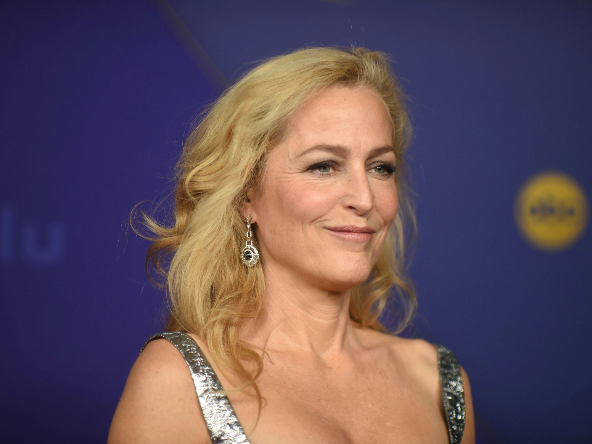 Gillian Anderson kommt zur 76. Verleihung der Primetime Emmy Awards im Peacock Theater.