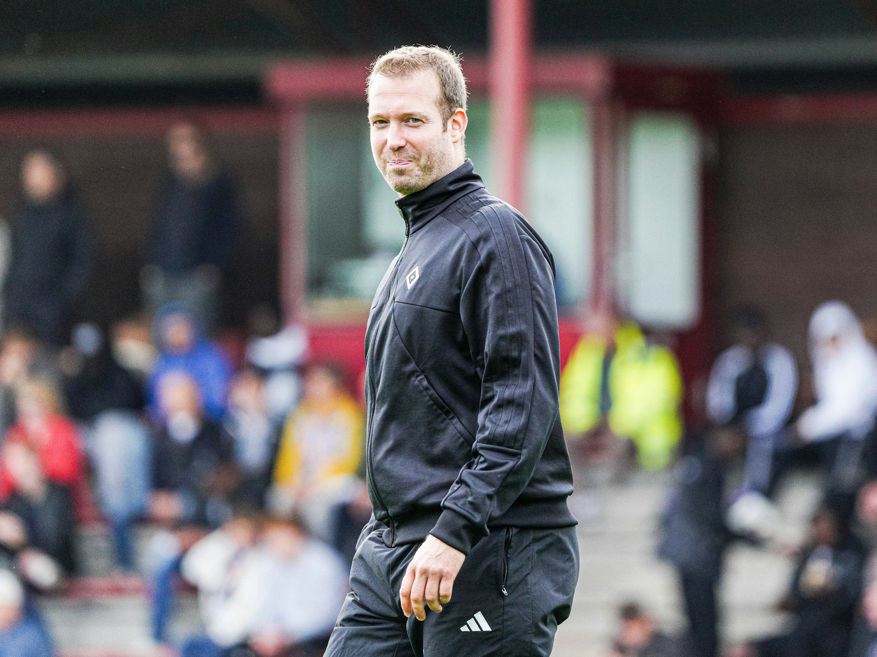 Pit Reimers während einem Regionalligaspiel zwischen dem Hamburger SV II und Hannover 96 II.