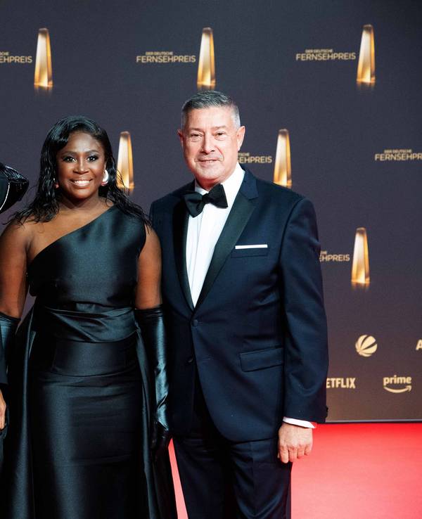 Jorge Gonzalez, Motsi Mabuse und Joachim Llambi auf dem roten Teppich.