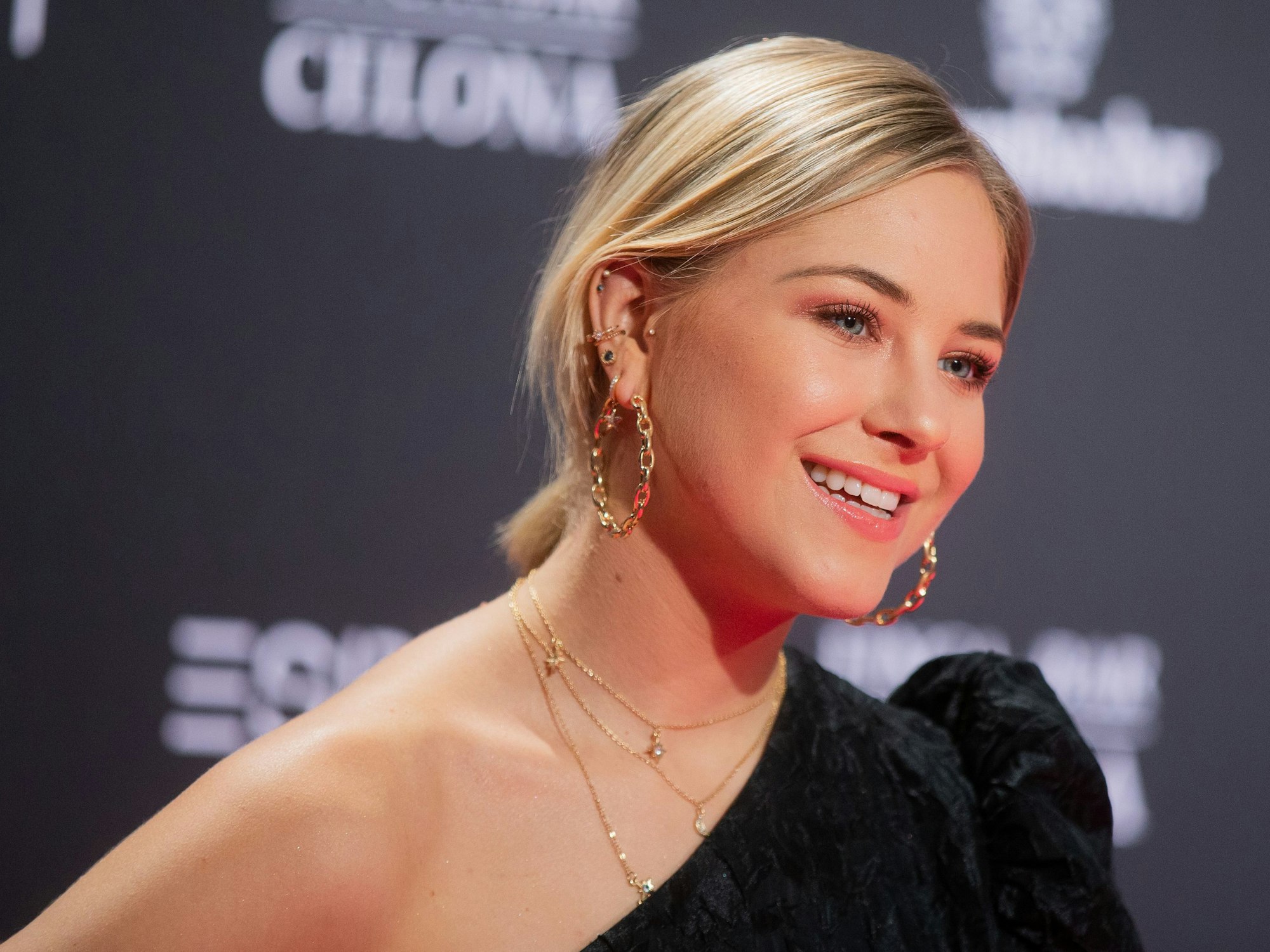 Youtuberin Diana zur Löwen kommt zur Verleihung der 1Live-Krone in der Jahrhunderthalle.