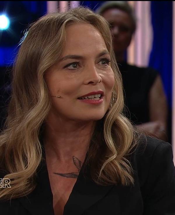 Regina Halmich spricht im "Kölner Treff" am Freitagabend (27. September) im WDR über ihren Kampf gegen Stefan Raab.