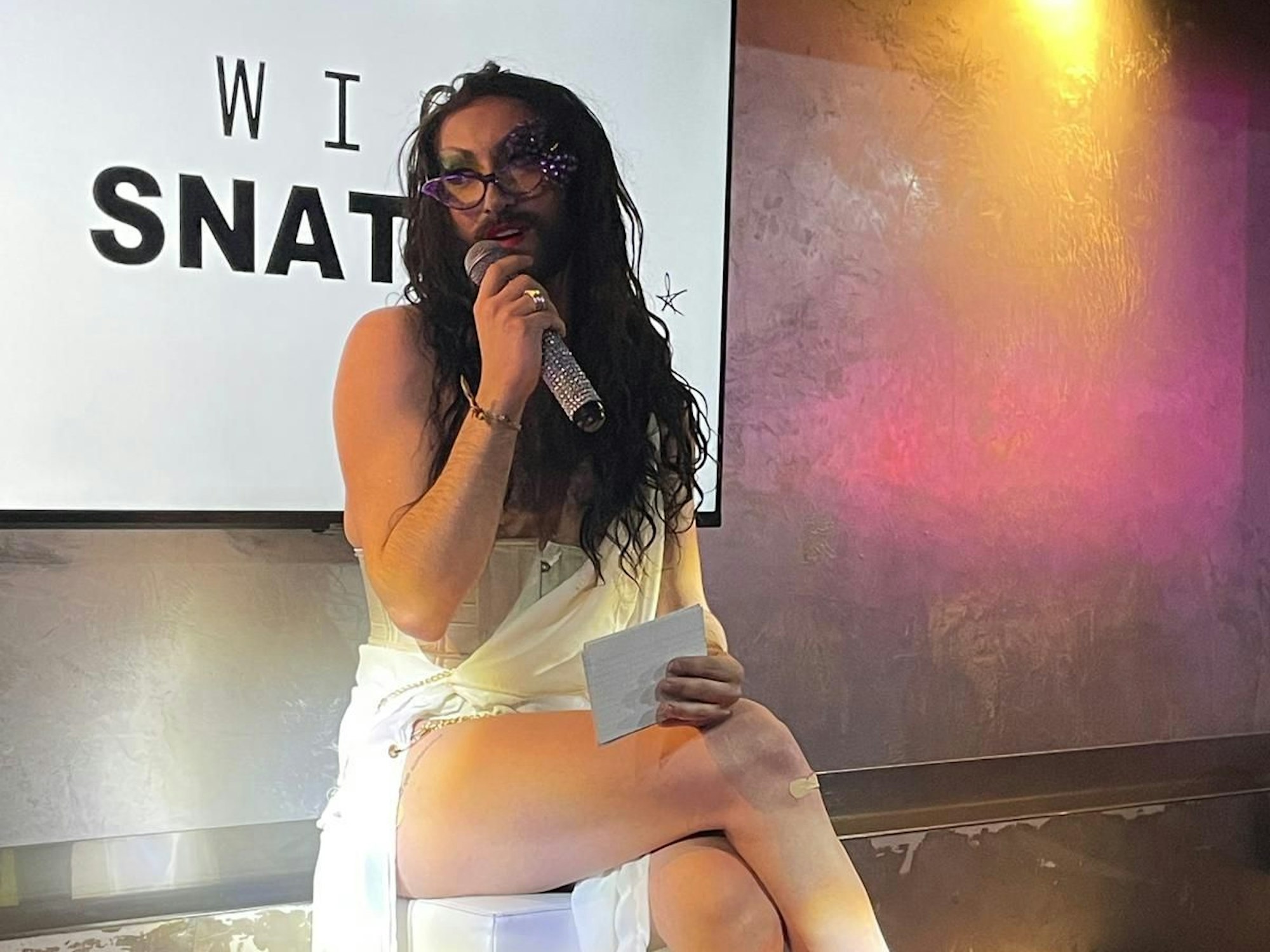 Kölner Dragqueen The Only Trashy Gorgeous im Exile auf der Schaafenstraße