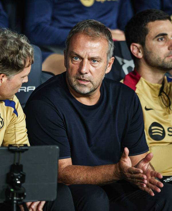 Hansi Flick während des Ligaspiels zwischen dem FC Barcelona und dem FC Getafe.