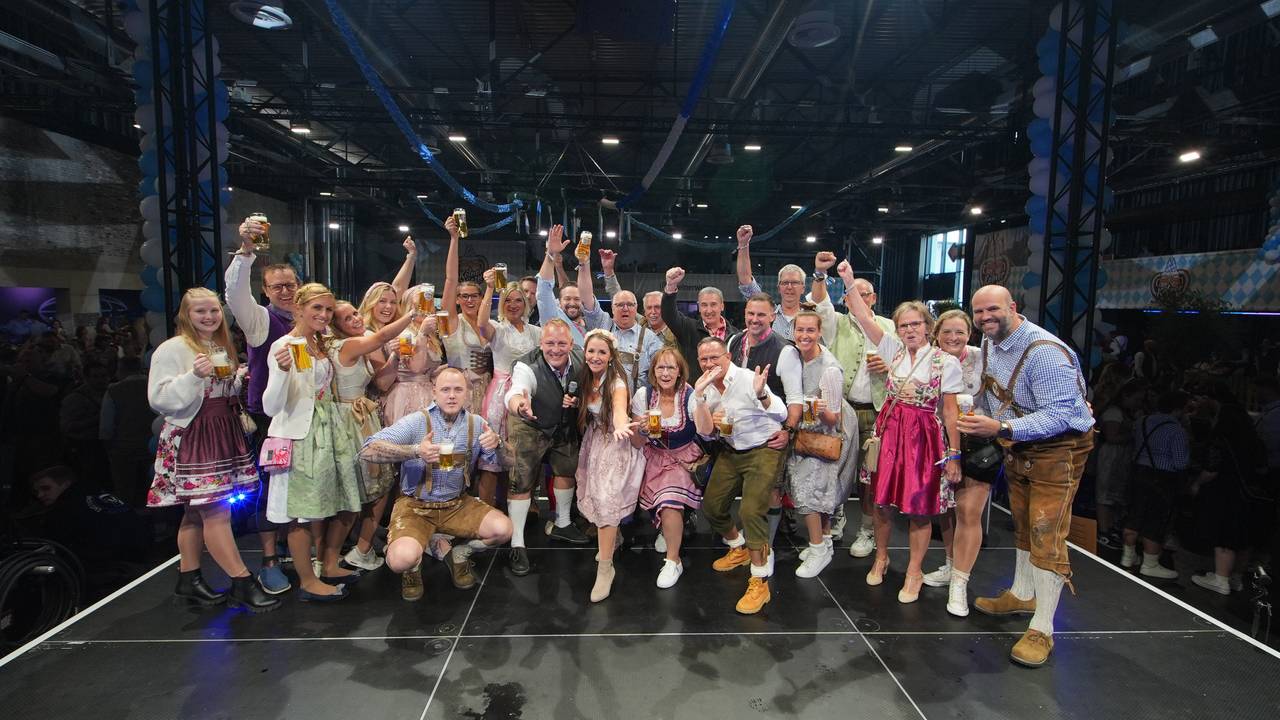 Gruppenbild bei der Kölner Wiesn.
