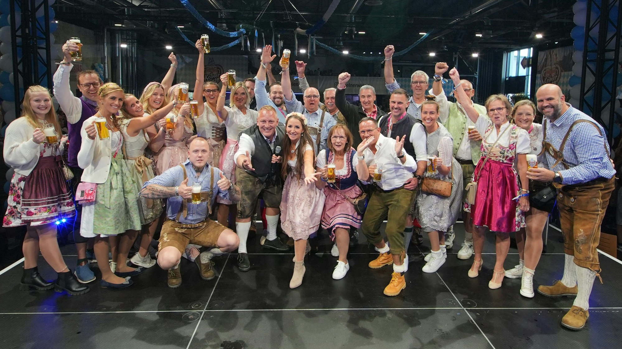 Gruppenbild bei der Kölner Wiesn.