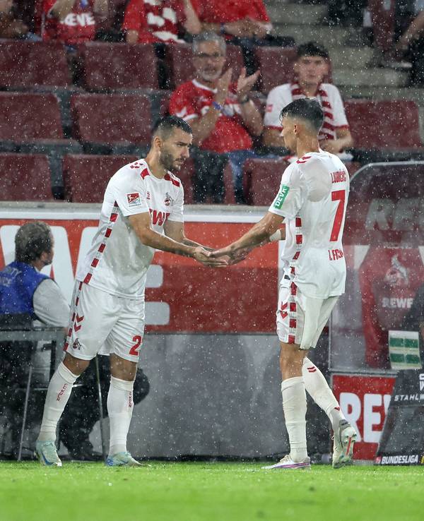 Sargis Adamyan und Dejan Ljubicic (1. FC Köln).